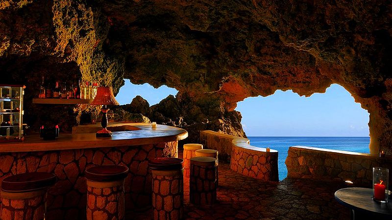 File:001390-10-cave-bar-ocean-view.jpg